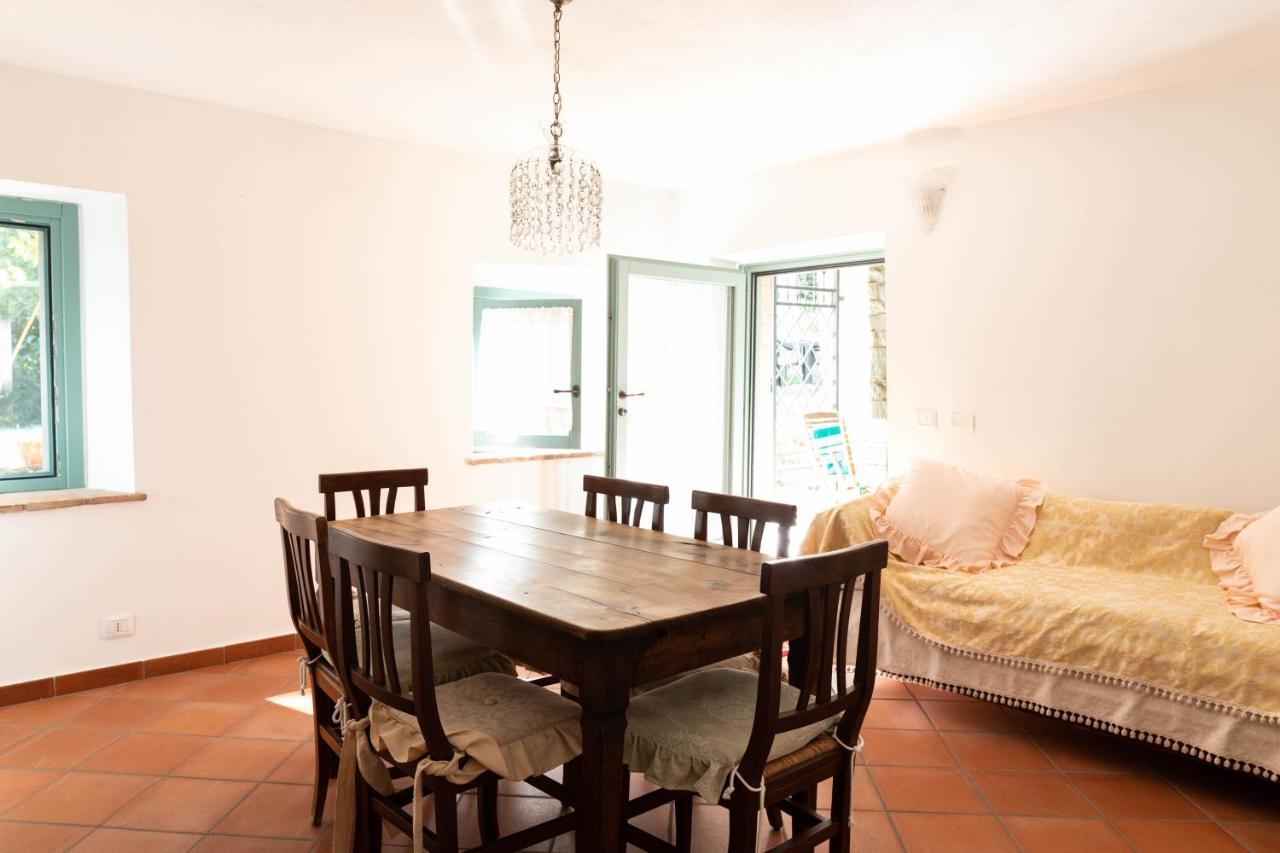 La Marcona Apartment Serramazzoni Luaran gambar