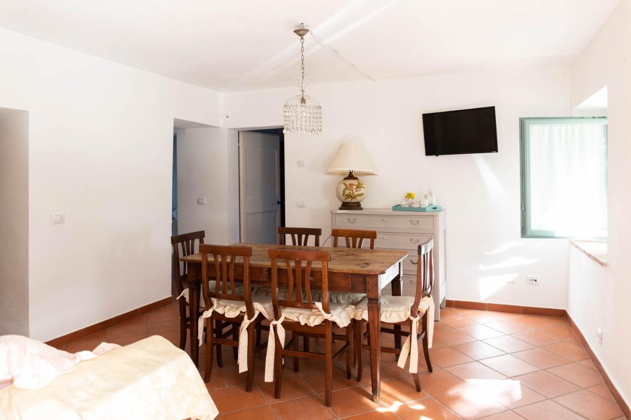 La Marcona Apartment Serramazzoni Luaran gambar