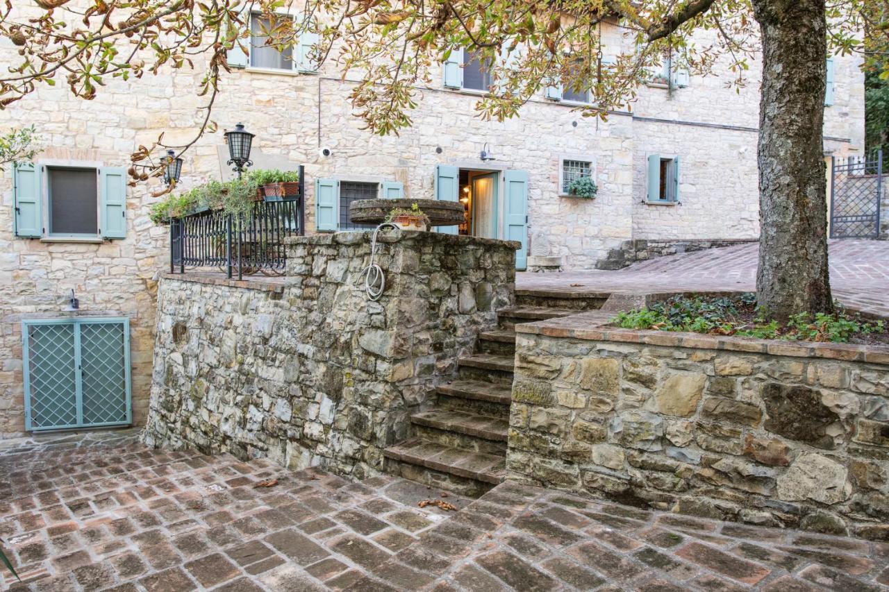 La Marcona Apartment Serramazzoni Luaran gambar