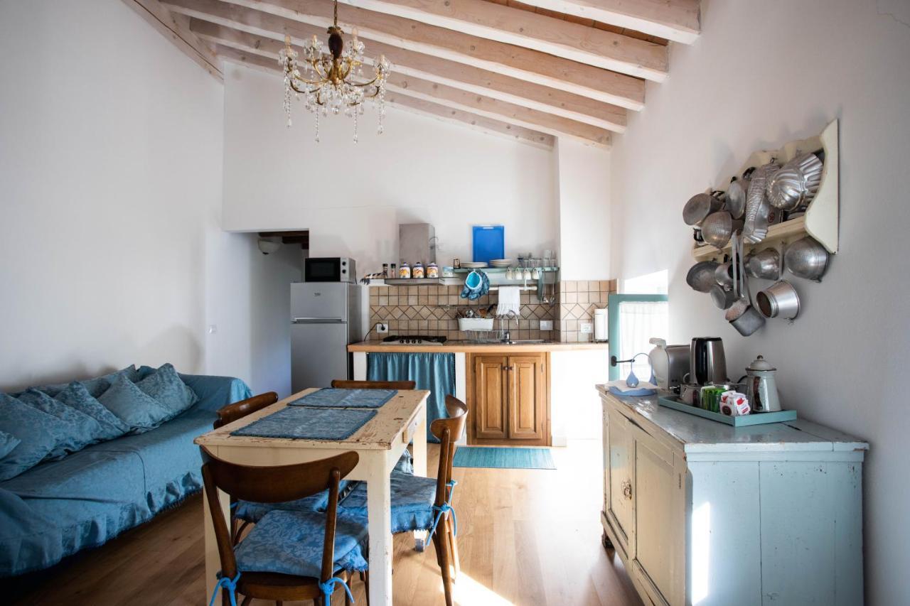 La Marcona Apartment Serramazzoni Luaran gambar