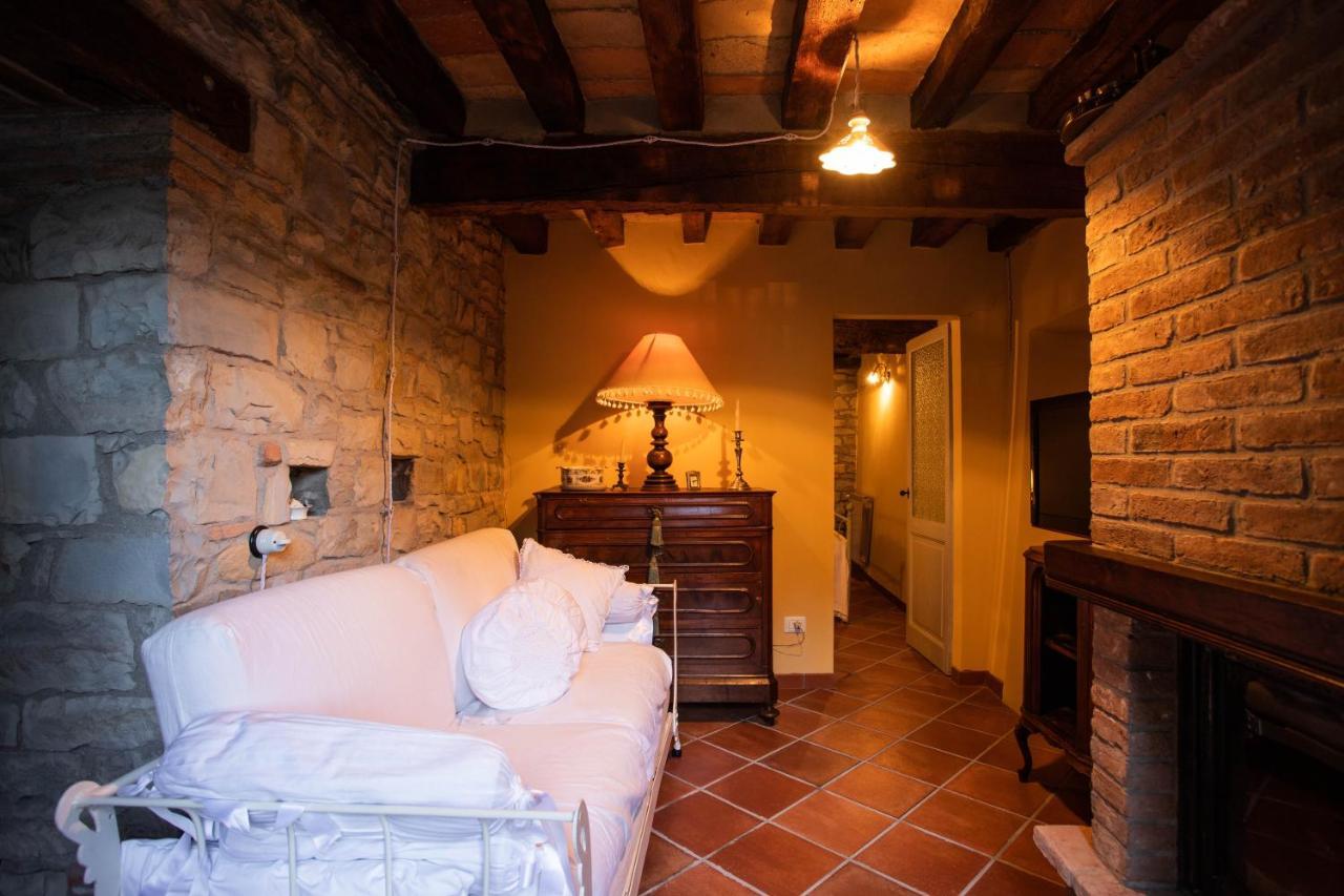 La Marcona Apartment Serramazzoni Luaran gambar