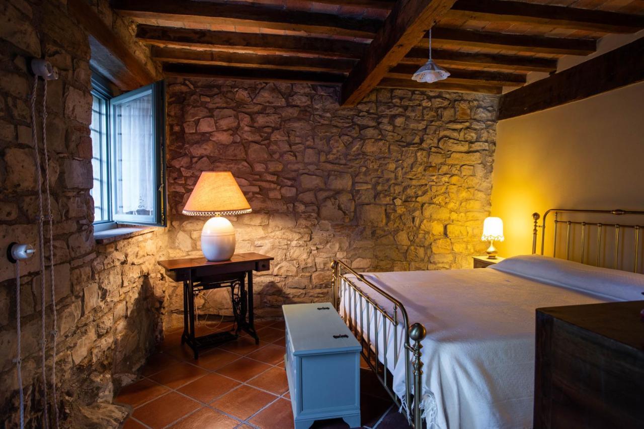 La Marcona Apartment Serramazzoni Luaran gambar