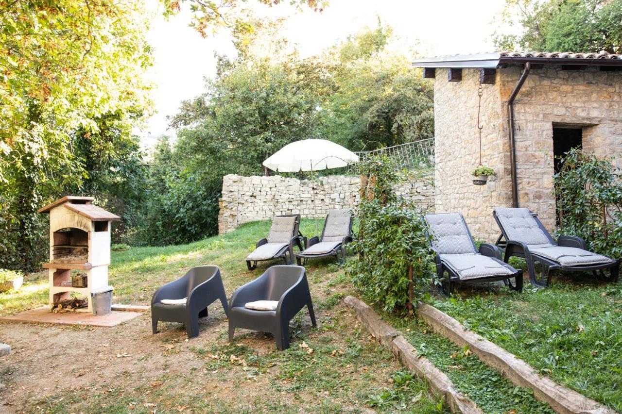 La Marcona Apartment Serramazzoni Luaran gambar