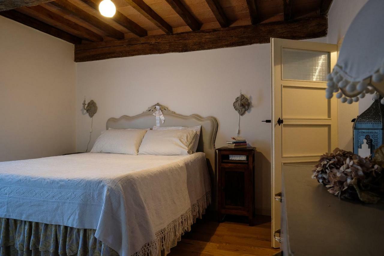 La Marcona Apartment Serramazzoni Luaran gambar